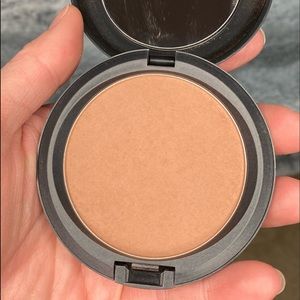 Mac Matte Bronzing Powder